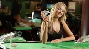 Layar putaran gratis Fortune Rabbit dengan pengganda nilai aktif